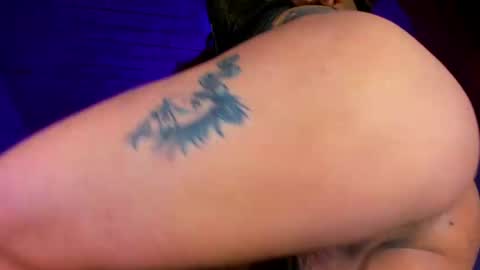 valeri_hilton online show from April 8, 2026, 12:54 am