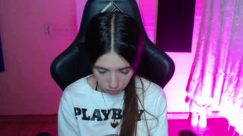   online show from December 28, 2024, 8:05 am