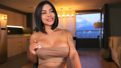 Snapshot of valeria_orozco chatting on January 10, 2025, 11:08 pm valeria_orozco online show from January 10, 2025, 11:08 pm