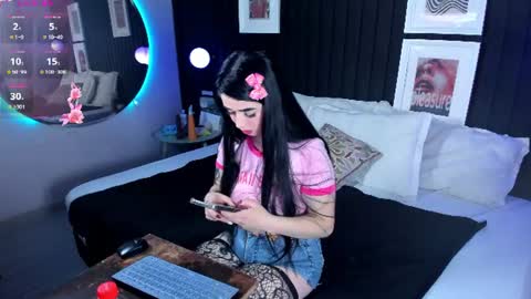 Valeria online show from July 9, 2026, 6:45 pm