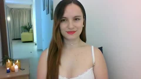 valeriafrannco online show from March 6, 2025, 5:03 am