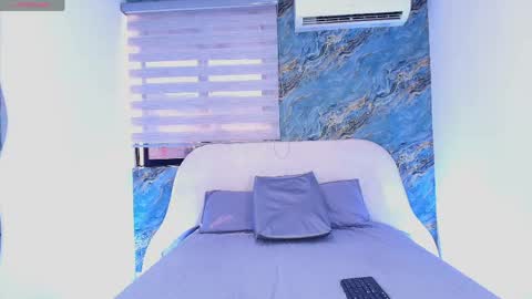 Snapshot of valerie_arias chatting on May 22, 2026, 7:30 pm Valerie online show from May 22, 2026, 7:30 pm