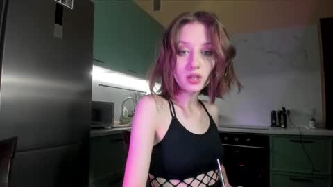 Kristi moony online show from February 18, 2025, 10:58 pm