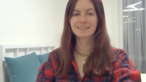 Snapshot of valerie_rose777 chatting on February 8, 2025, 9:57 pm valerie_rose777 online show from February 8, 2025, 9:57 pm