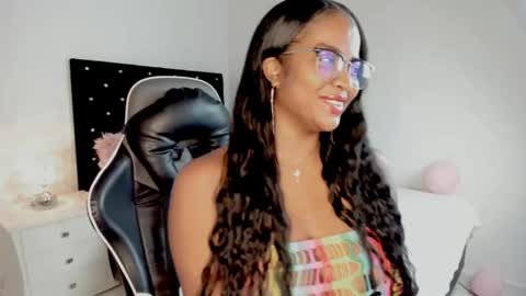 Snapshot of valeriebl chatting on May 2, 2026, 9:31 pm Valerie Blake online show from May 2, 2026, 9:31 pm