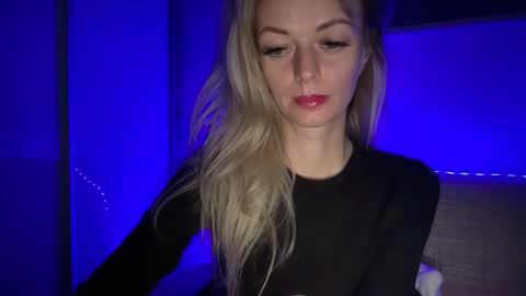 Valerie  online show from February 6, 2026, 8:01 pm