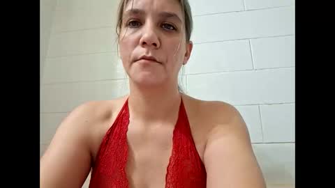 ValerieRayne online show from March 22, 2026, 5:33 am