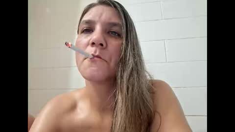 ValerieRayne online show from June 7, 2026, 6:28 am