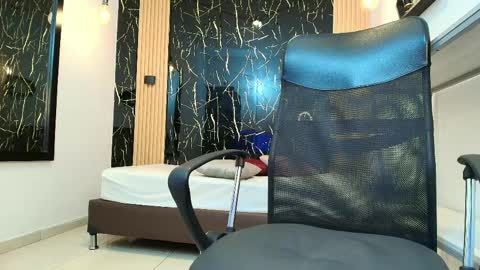 VALERIO  online show from April 9, 2026, 6:19 am