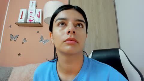 Juli C online show from January 20, 2025, 8:40 pm