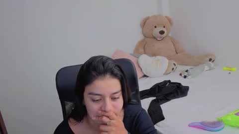 Juli C online show from February 27, 2026, 12:43 am