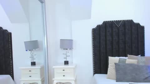   online show from December 9, 2024, 11:26 am