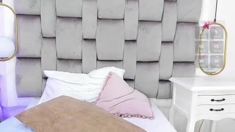   online show from January 3, 2025, 2:40 pm