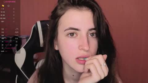 valeritiio online show from September 19, 2025, 2:24 am