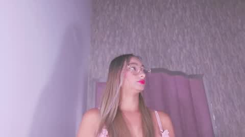 Valeryn online show from October 17, 2025, 3:10 am