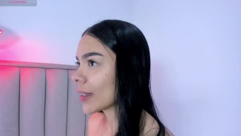 Snapshot of valery__nova chatting on May 3, 2026, 12:00 pm Cris online show from May 3, 2026, 12:00 pm