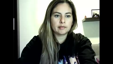 Snapshot of valery__rouse_ chatting on June 1, 2026, 12:12 am Valery online show from June 1, 2026, 12:12 am