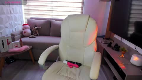 Valery se online show from December 19, 2025, 2:13 pm