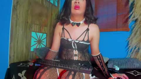 valery_foxx01 online show from May 27, 2026, 1:19 pm