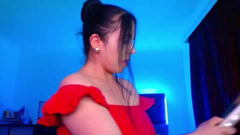 Valeria online show from March 12, 2026, 12:50 am