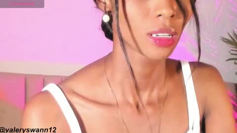 Valery swan1 online show from February 6, 2025, 11:15 pm