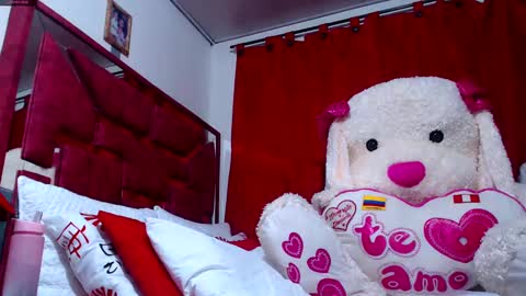 Snapshot of valerybaker1 chatting on February 19, 2025, 8:10 pm B V Naughty online show from February 19, 2025, 8:10 pm