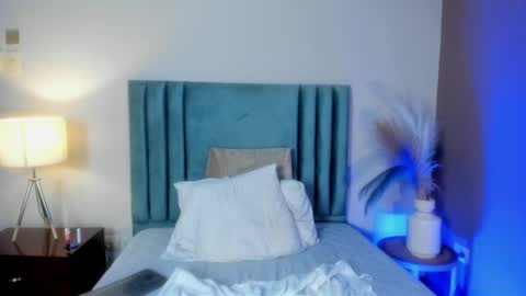 valeryblackk online show from May 13, 2026, 6:22 am