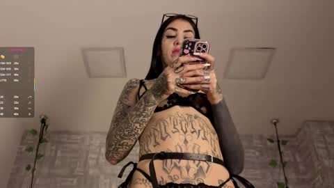 valerykat_ online show from December 23, 2025, 10:13 am