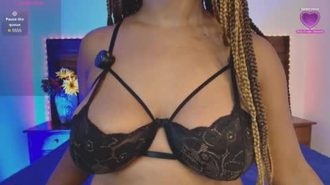Snapshot of valeska_rousee chatting on May 20, 2026, 7:09 pm Valeska online show from May 20, 2026, 7:09 pm