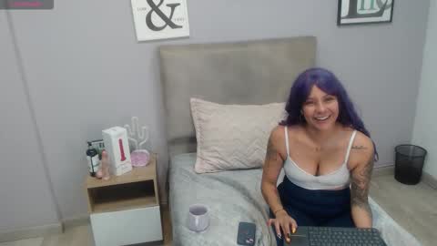 valevicious online show from October 29, 2025, 3:47 pm