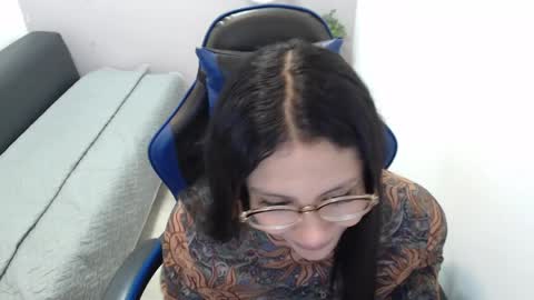 valevicious online show from April 2, 2026, 1:53 pm