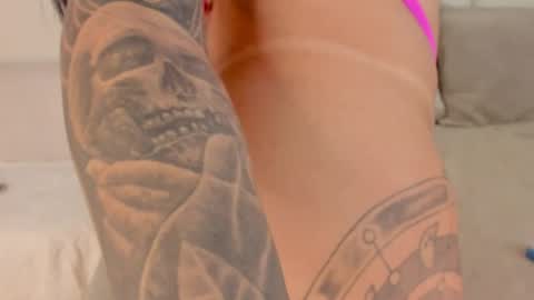 ValkyBes online show from April 1, 2026, 12:33 am