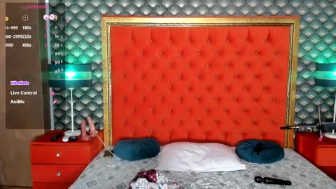 Valerie Val V online show from April 1, 2026, 11:33 am