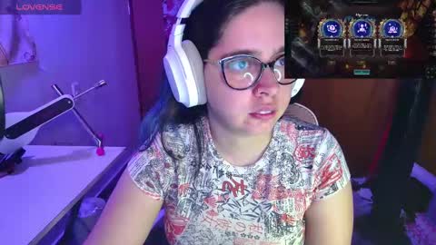 Im Violet online show from February 24, 2025, 12:30 am