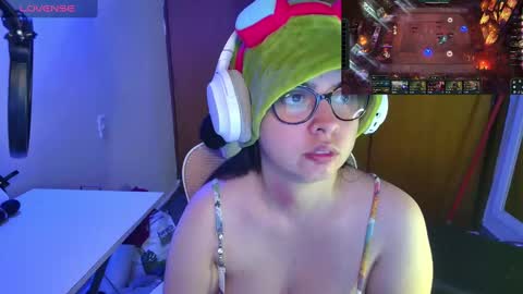 Im Violet online show from March 12, 2025, 1:47 am