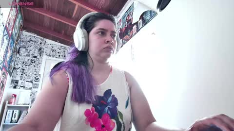 Im Violet online show from April 23, 2026, 3:47 pm