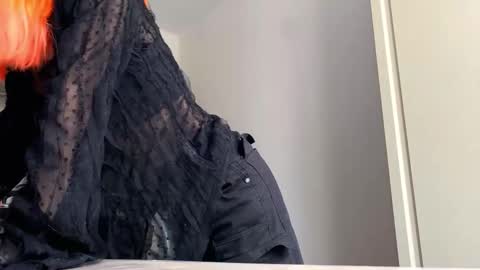 Snapshot of valtopi chatting on February 27, 2026, 6:13 am Emily online show from February 27, 2026, 6:13 am