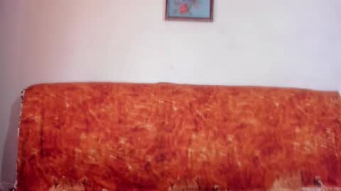 valentina online show from November 4, 2025, 10:25 am