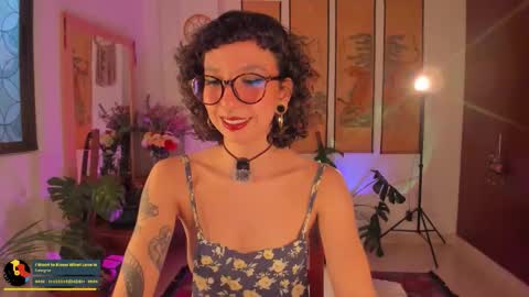      online show from October 16, 2025, 10:22 pm