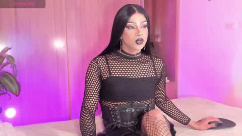 Cinnamon  online show from October 5, 2025, 10:13 am