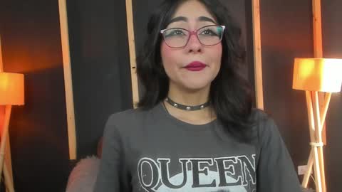 vampy_dolll online show from December 29, 2024, 2:00 pm