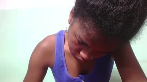 vanafiry online show from February 3, 2025, 8:24 am