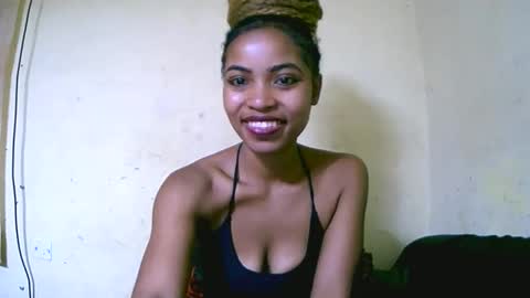 vanah344375 online show from September 24, 2025, 10:51 am