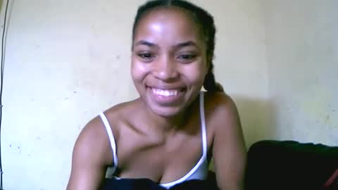 vanah344375 online show from September 29, 2025, 11:09 pm