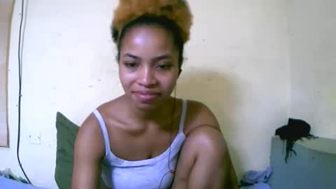 vanah344375 online show from October 11, 2025, 6:17 pm