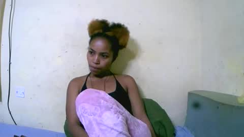 vanah344375 online show from October 14, 2025, 6:36 am