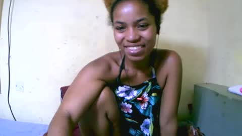vanah344375 online show from October 17, 2025, 7:38 pm