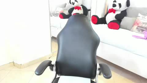 Snapshot of vanel_lope chatting on May 8, 2026, 12:10 pm Vanel Lope online show from May 8, 2026, 12:10 pm