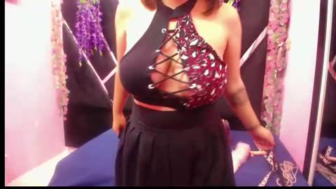 Snapshot of vanesa_boobs chatting on February 11, 2026, 3:00 am vanessa bobs online show from February 11, 2026, 3:00 am