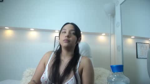 Snapshot of vanesa_velle chatting on September 19, 2025, 6:15 am vanesa_velle online show from September 19, 2025, 6:15 am